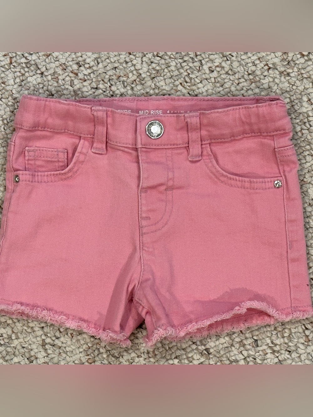 Bundle of 2 pairs of girls Jean shorts from Old Navy & Primark. Size 4T - Picture 6 of 9